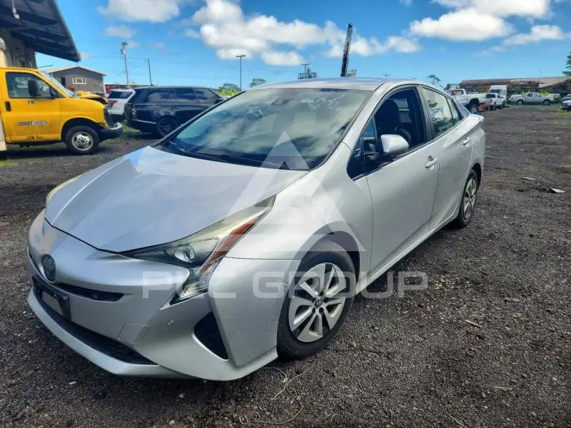2018 Toyota PRIUS photo