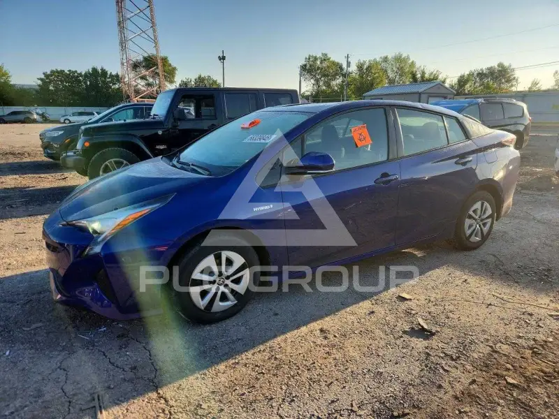 2018 Toyota PRIUS photo