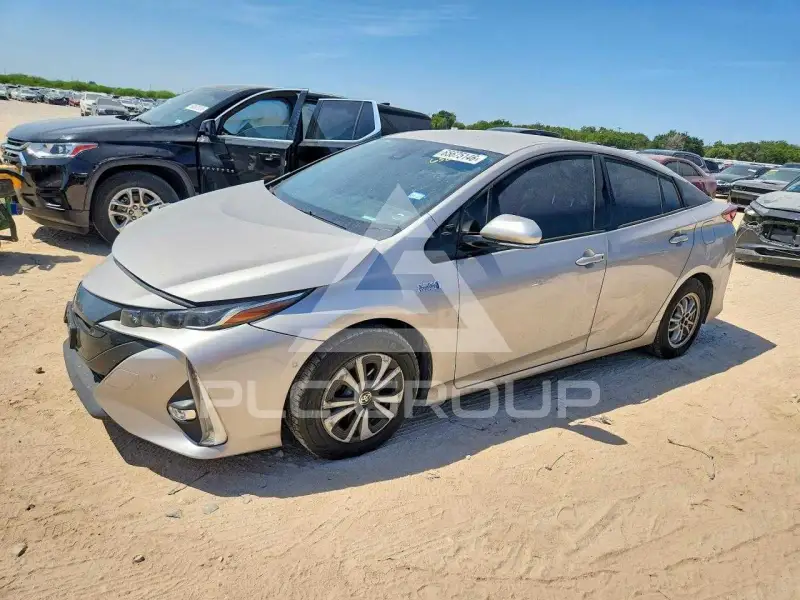 2018 Toyota PRIUS фото