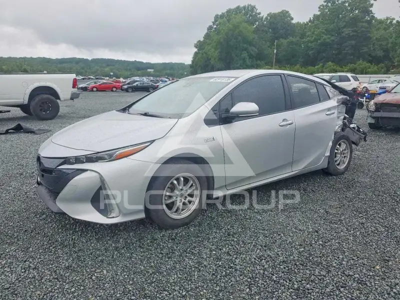 2018 Toyota PRIUS фото