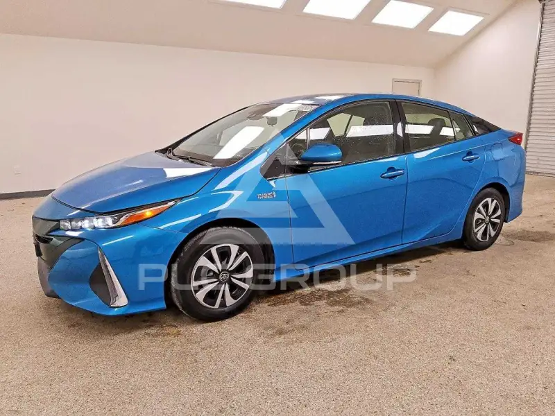 2018 Toyota PRIUS photo
