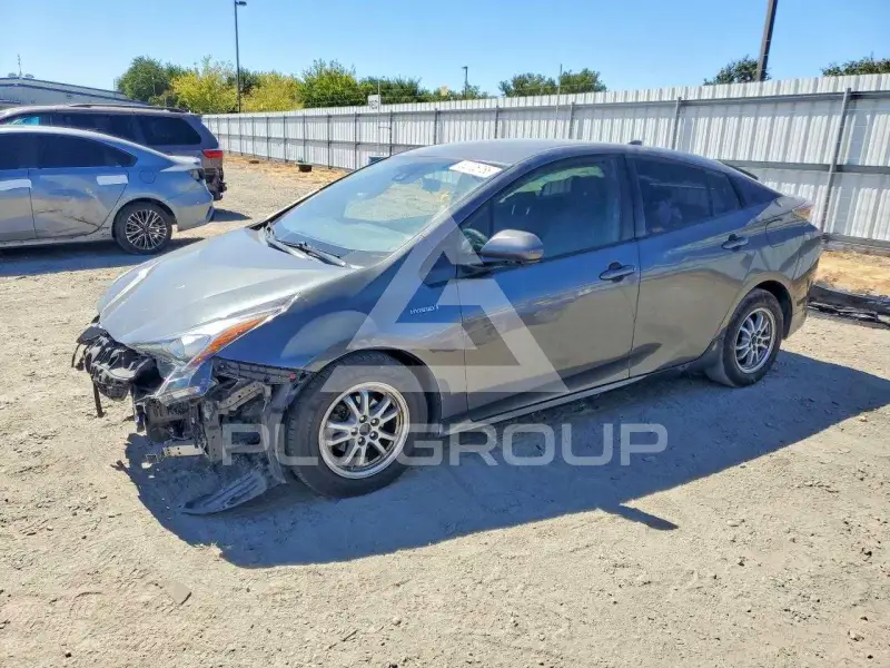 2018 Toyota PRIUS photo