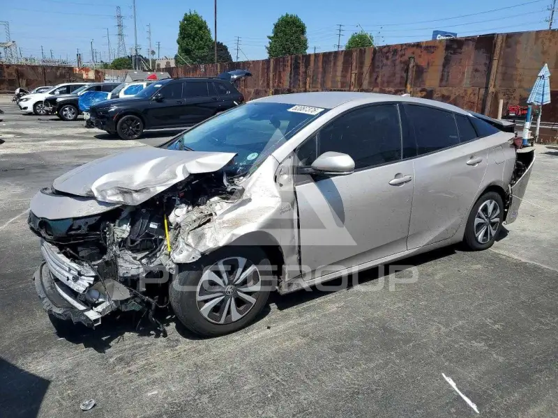 2018 Toyota PRIUS фото