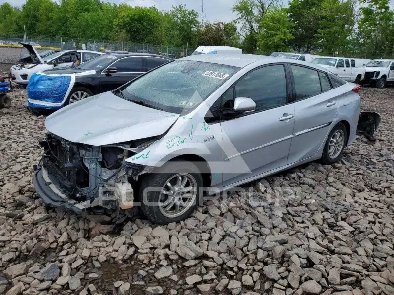 2018 Toyota PRIUS фото