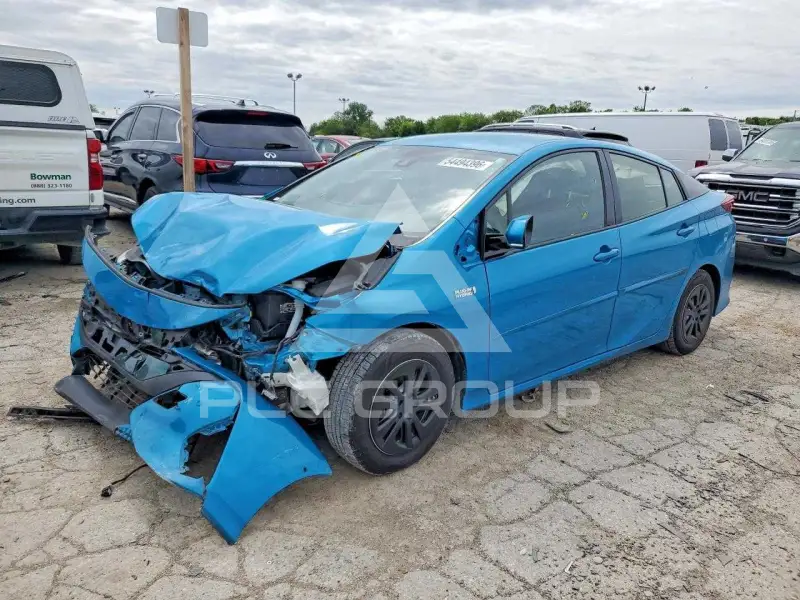 2018 Toyota PRIUS photo