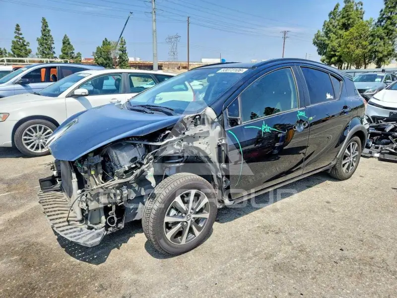 2018 Toyota PRIUS фото