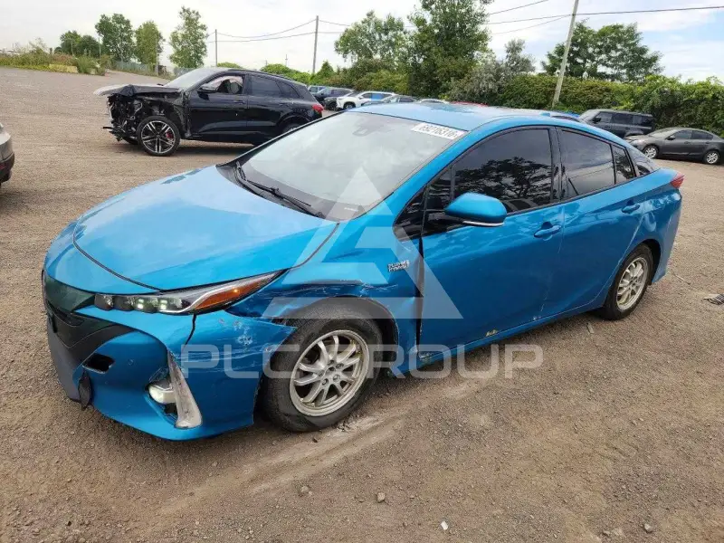 2018 Toyota PRIUS фото