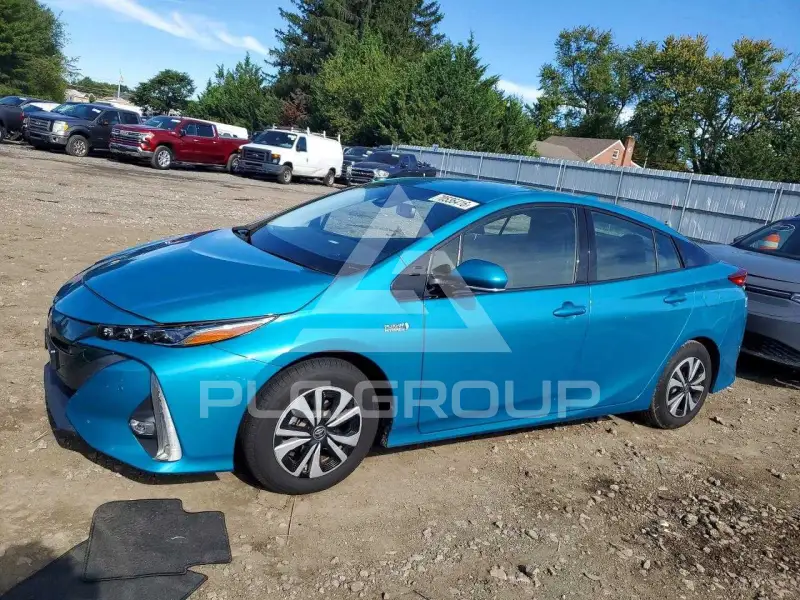 2018 Toyota PRIUS фото