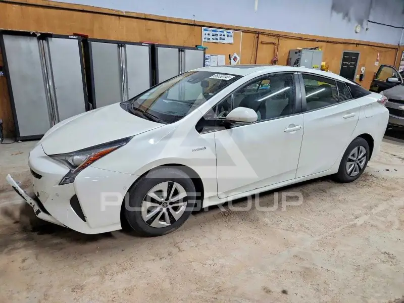 2018 Toyota PRIUS фото
