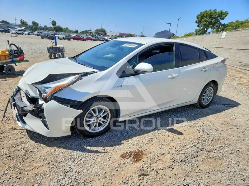 2018 Toyota PRIUS photo