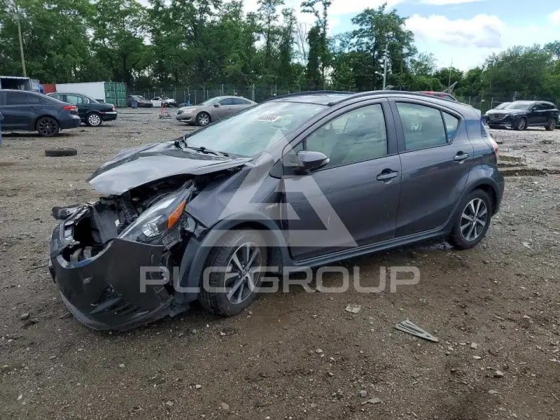 2018 Toyota PRIUS photo