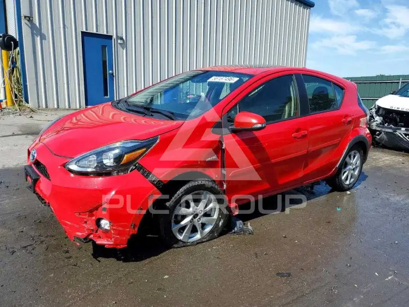 2018 Toyota PRIUS photo