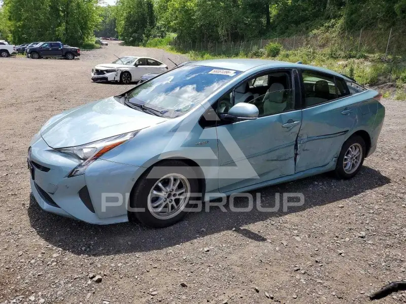 2018 Toyota PRIUS photo