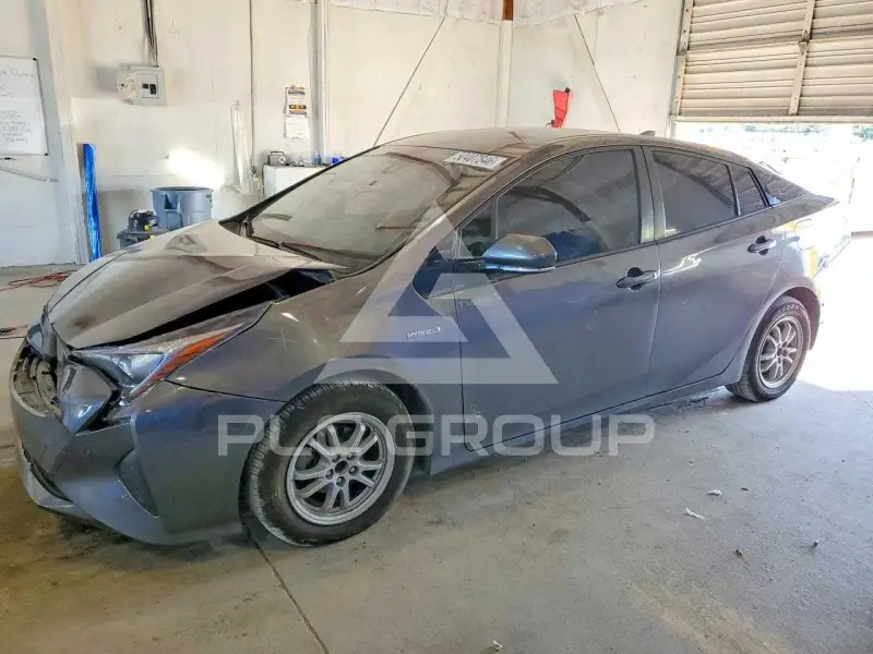 2018 Toyota PRIUS photo