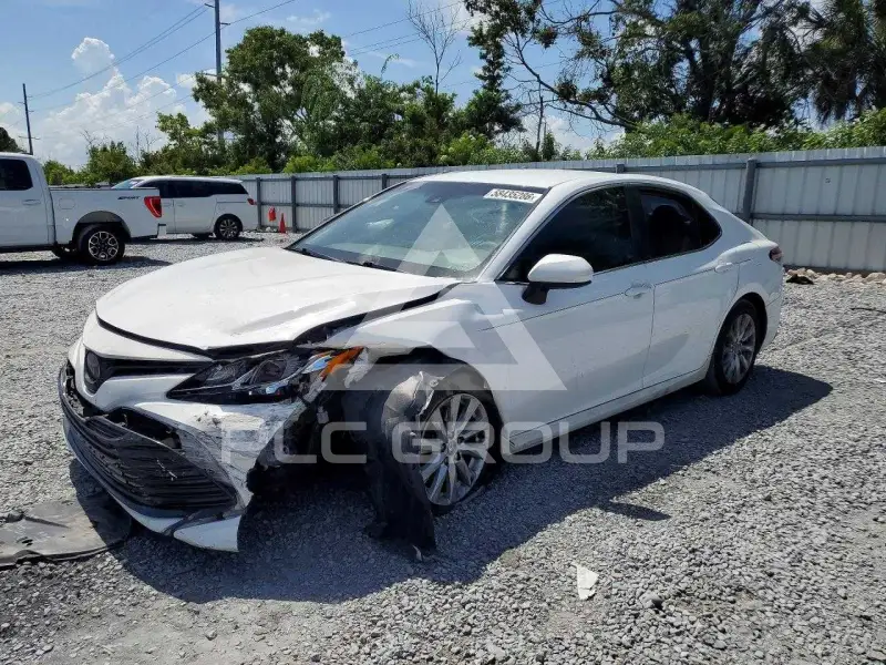 2018 Toyota CAMRY фото