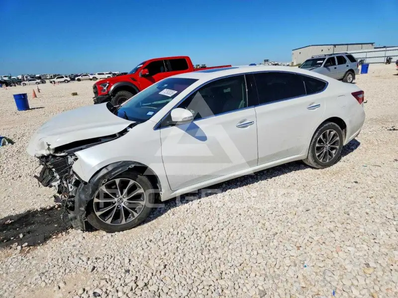 2018 Toyota AVALON фото