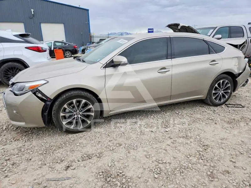 2018 Toyota AVALON фото