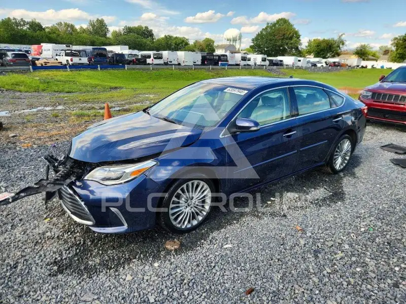 2018 Toyota AVALON photo
