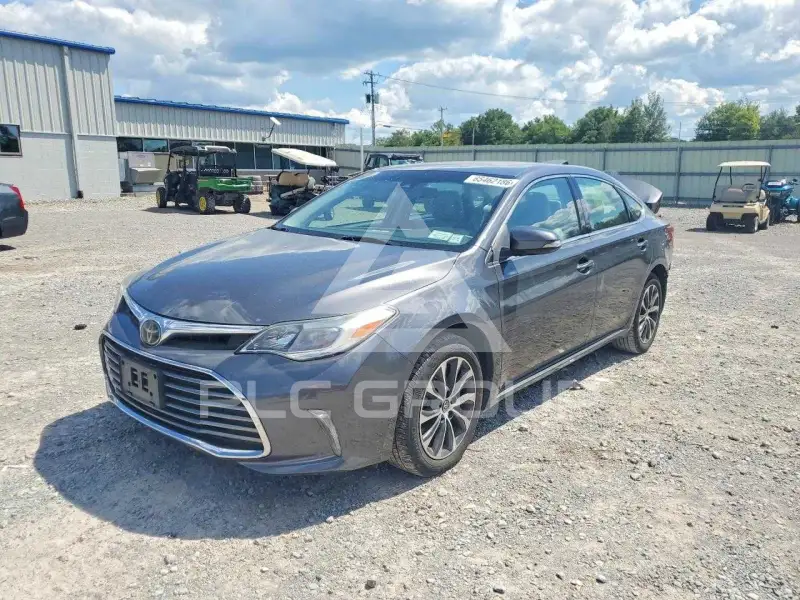 2018 Toyota AVALON фото