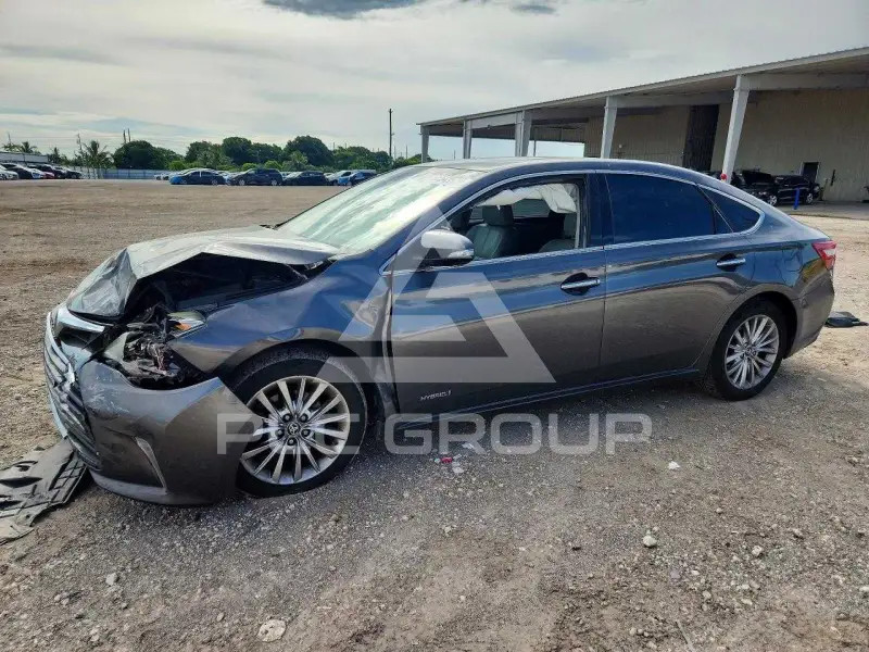 2018 Toyota AVALON фото