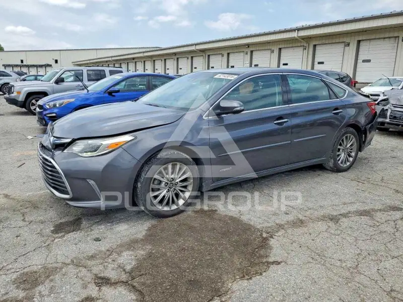 2018 Toyota AVALON photo