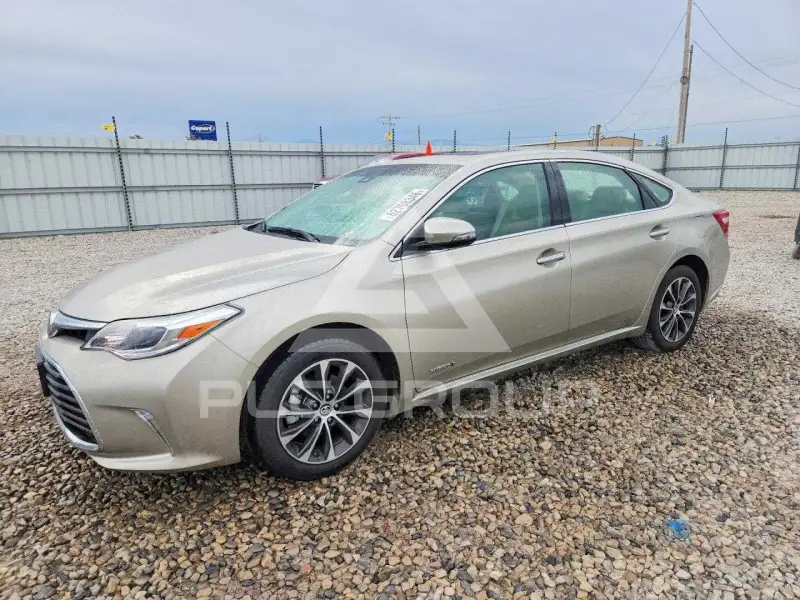 2018 Toyota AVALON photo