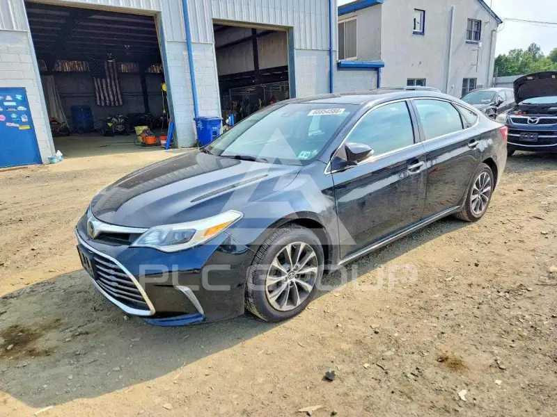 2018 Toyota AVALON фото