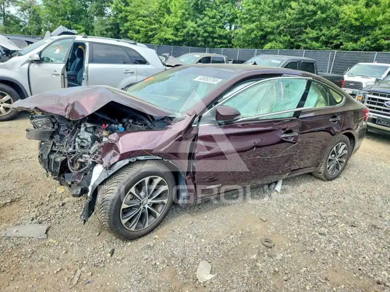 2018 Toyota AVALON photo