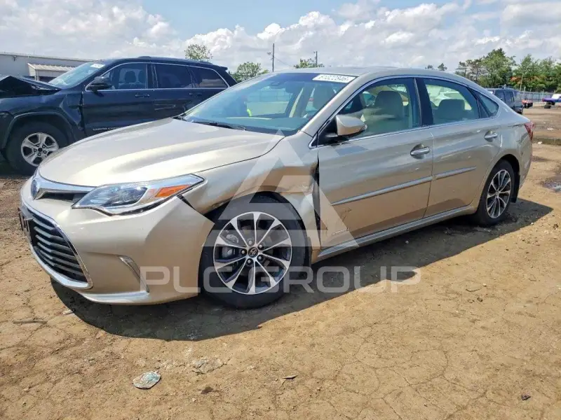 2018 Toyota AVALON photo