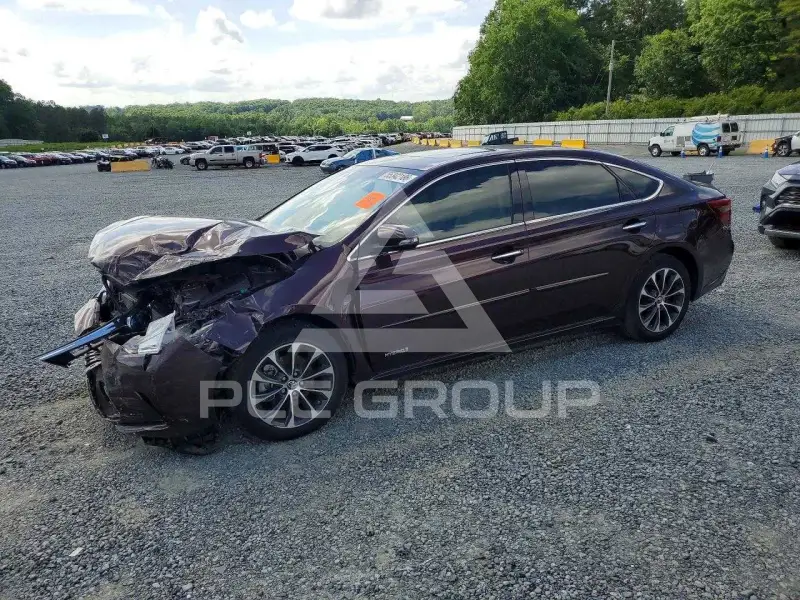 2018 Toyota AVALON photo