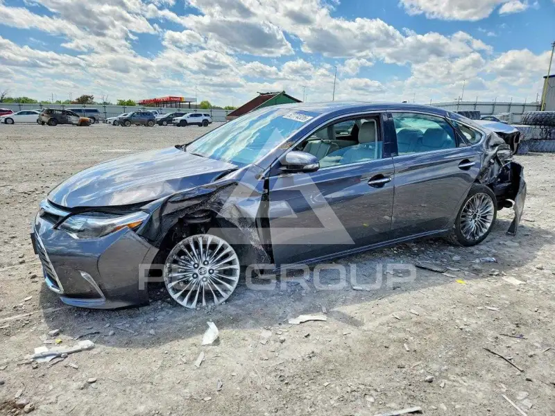 2018 Toyota AVALON фото