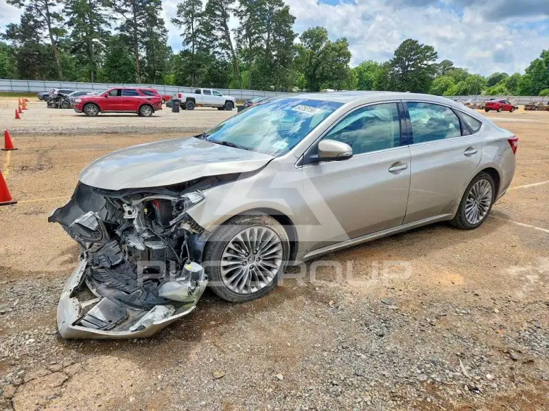 2018 Toyota AVALON фото