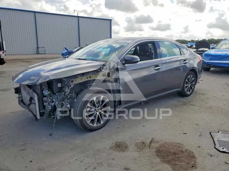 2018 Toyota AVALON photo