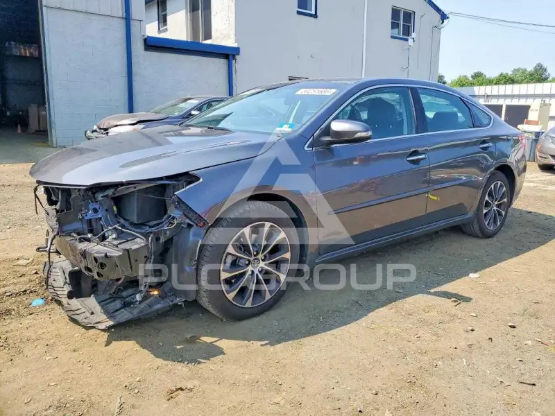 2018 Toyota AVALON photo