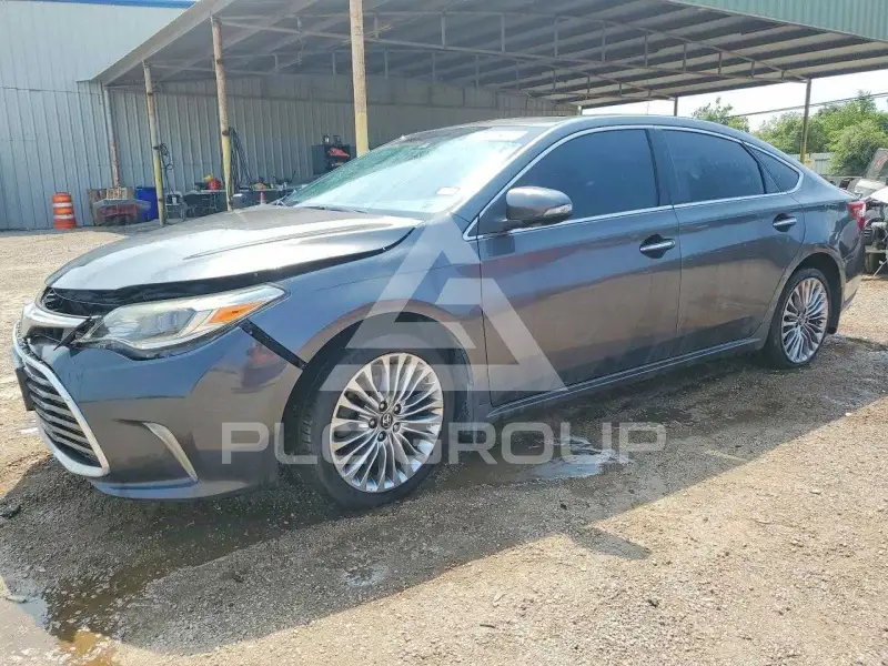 2018 Toyota AVALON photo