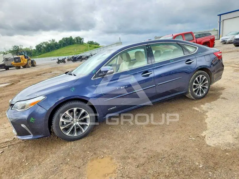2018 Toyota AVALON фото