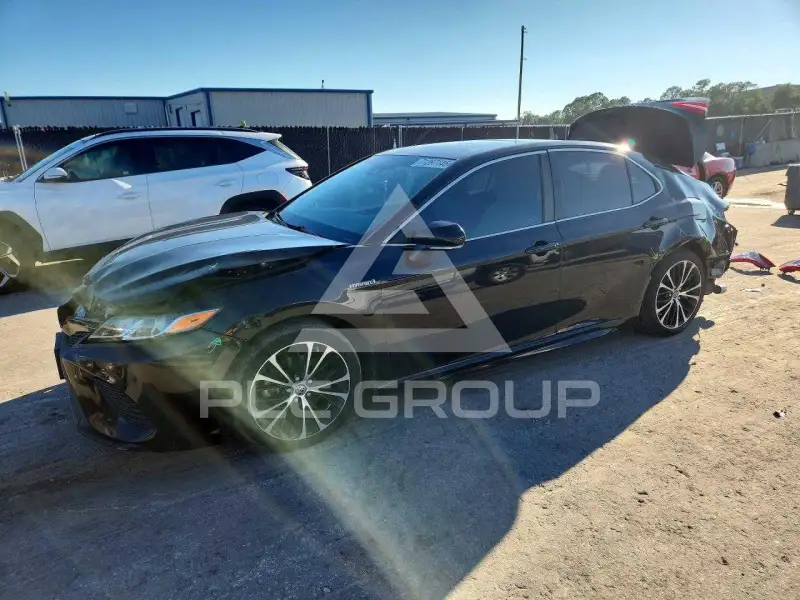 2018 Toyota CAMRY фото