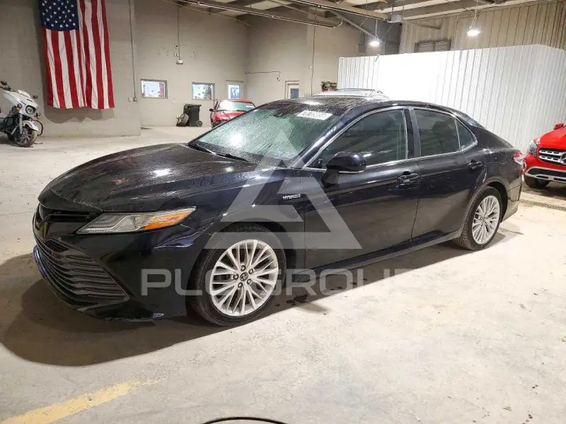 2018 Toyota CAMRY фото