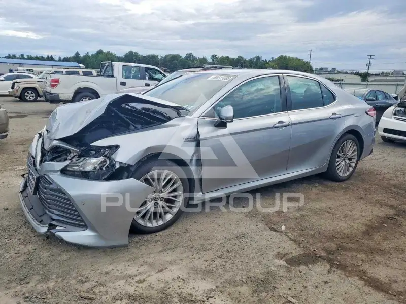 2018 Toyota CAMRY фото