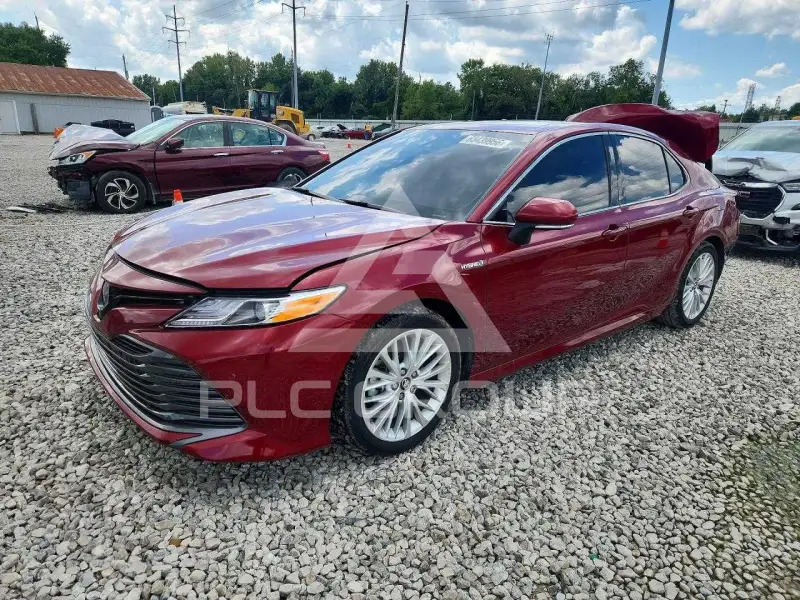 2018 Toyota CAMRY фото