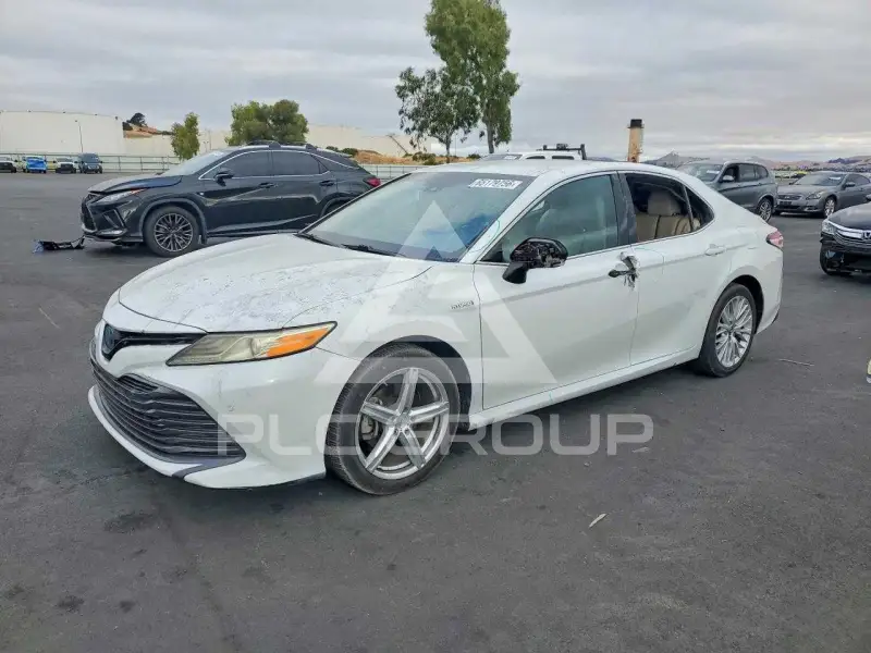 2018 Toyota CAMRY фото