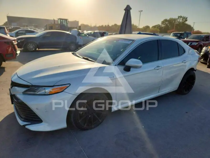 2018 Toyota CAMRY фото