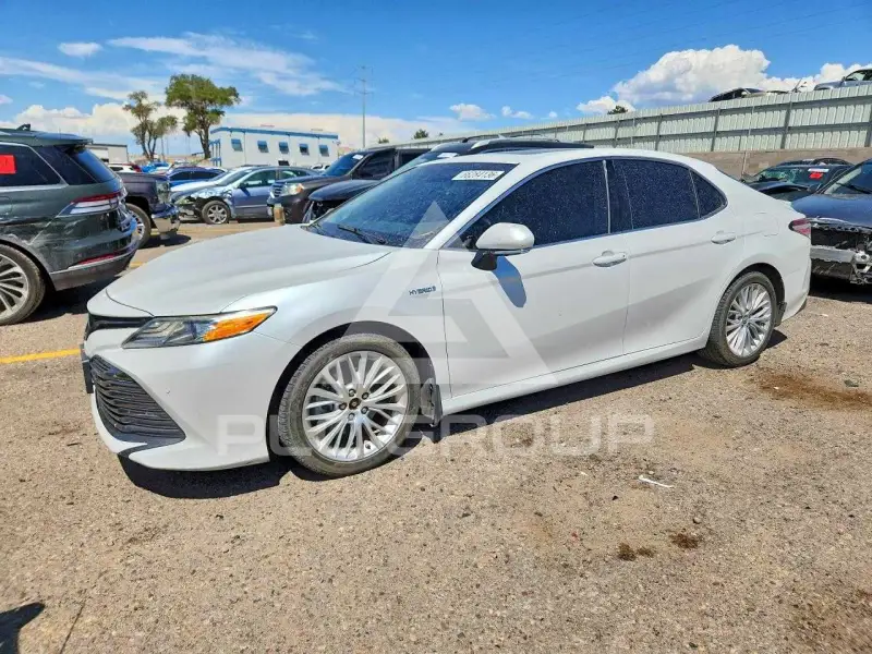2018 Toyota CAMRY фото