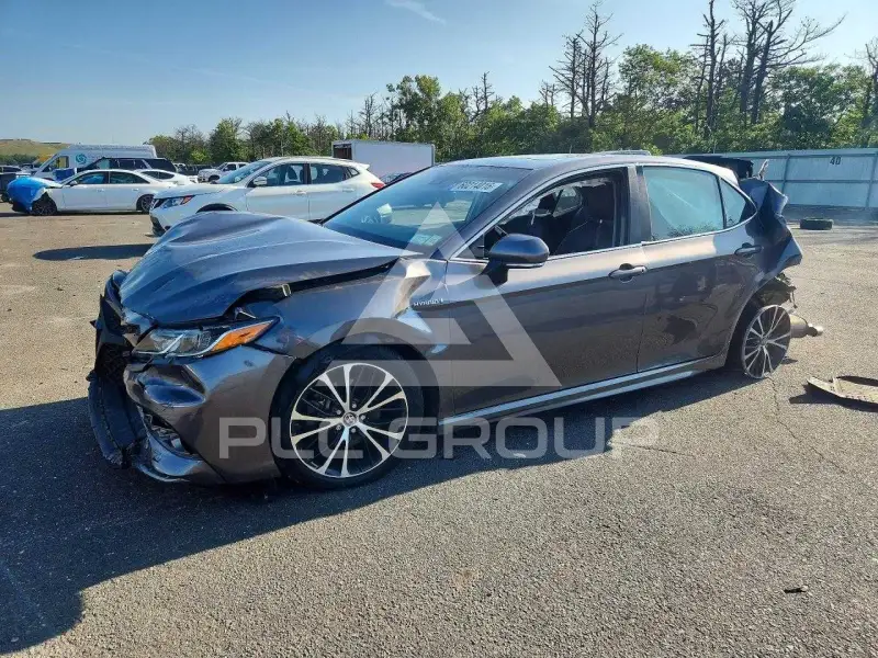 2018 Toyota CAMRY photo