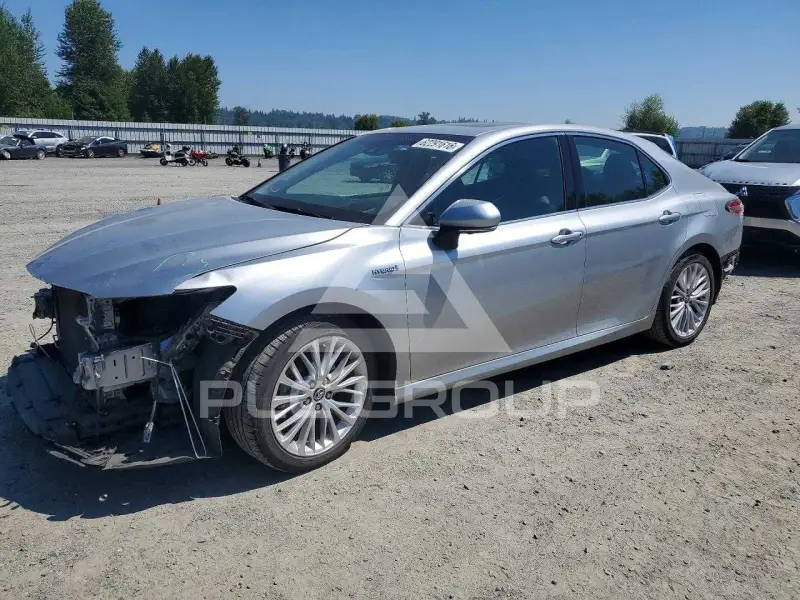 2018 Toyota CAMRY фото