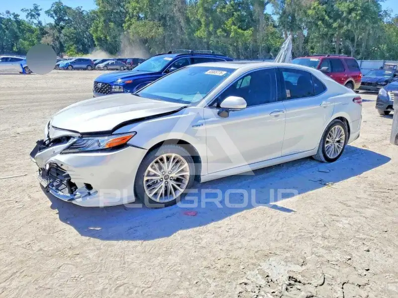 2018 Toyota CAMRY фото