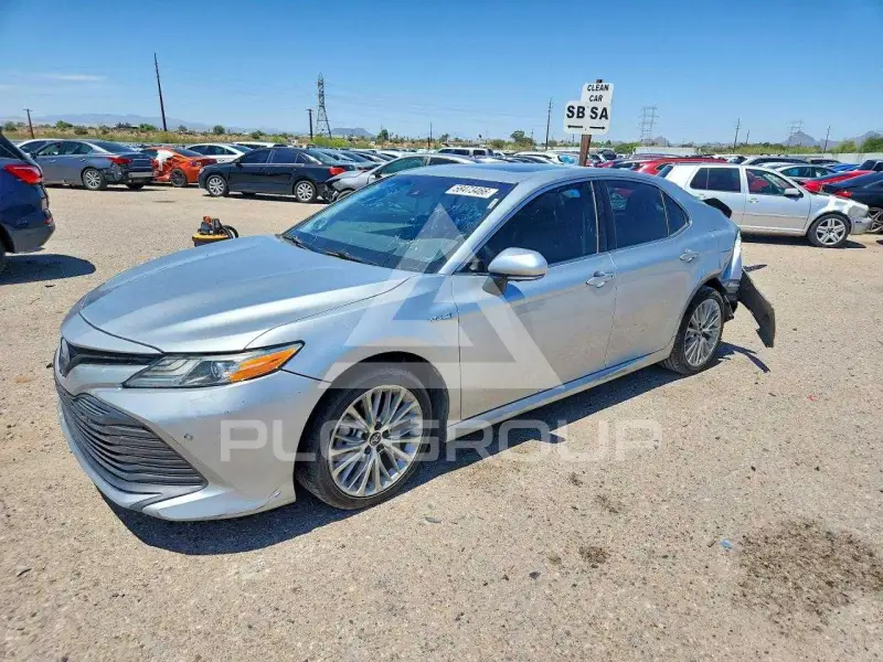 2018 Toyota CAMRY фото