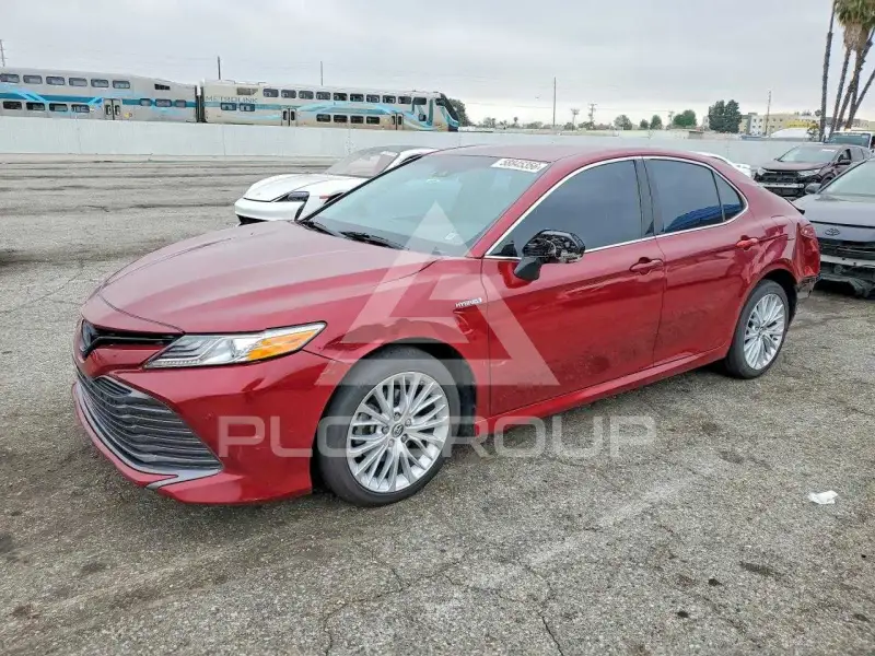 2018 Toyota CAMRY фото