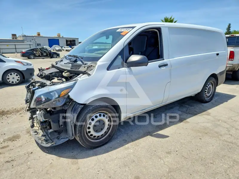 2018 Mercedes Benz METRIS photo