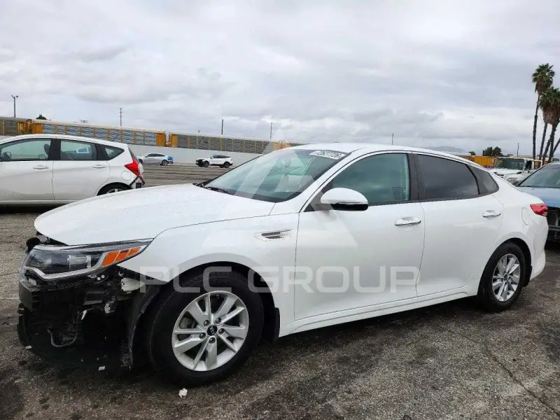 2018 KIA Optima photo